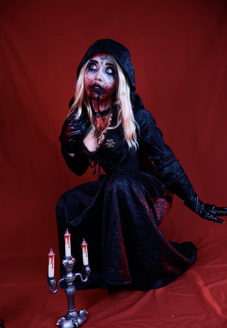 Swaggycucumber mannequin archive