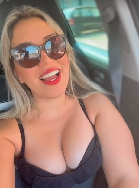 Fidan Atalay nus de stars du porno photos