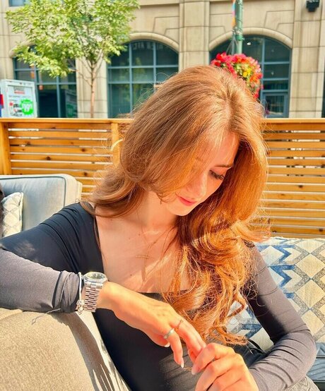 Giulia Bruno nus étoiles image