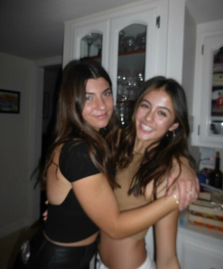 Lauren Avelina actrice érotique archive