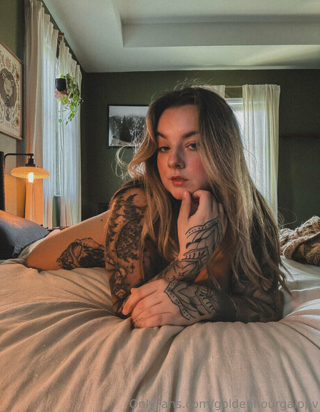 goldenhourgal étoile xxx photo