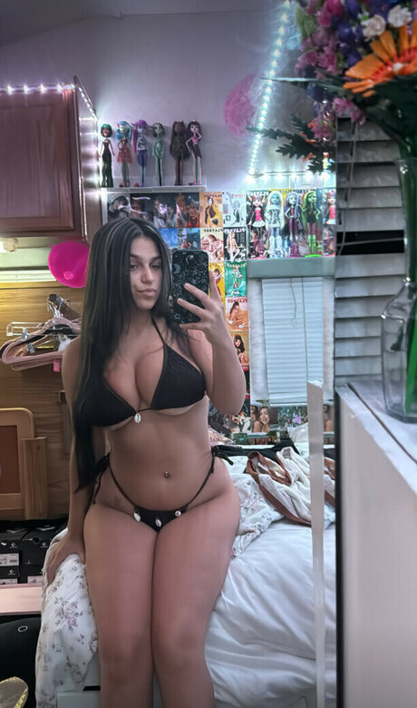 Daisyyyraeee étoile érotique galerie