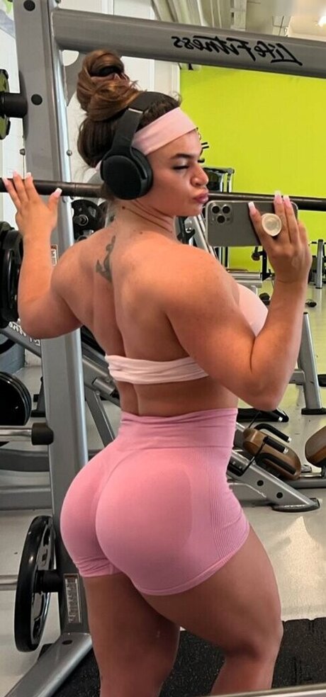 Sarah Slavotinek star érotique galerie