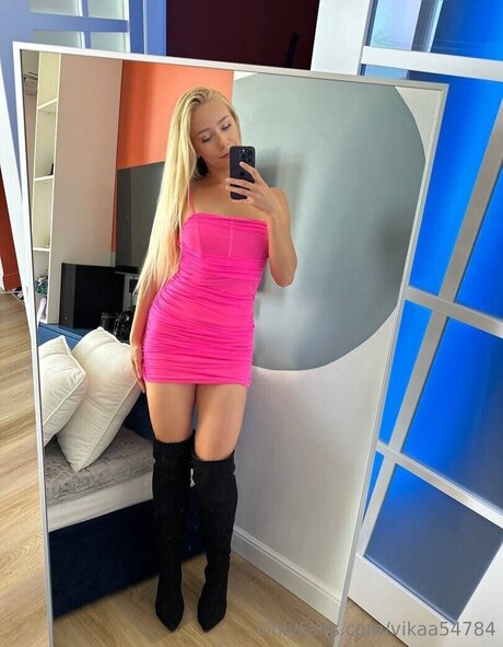 Vikaa54784 star du porno érotique galerie