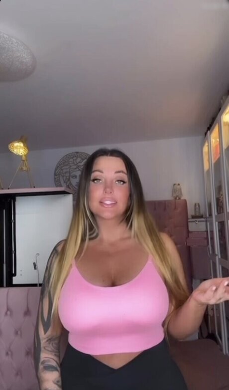 Schwesta Ewa modèle parfait img