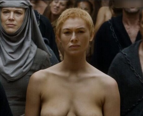 Lena Headey mannequin des photos