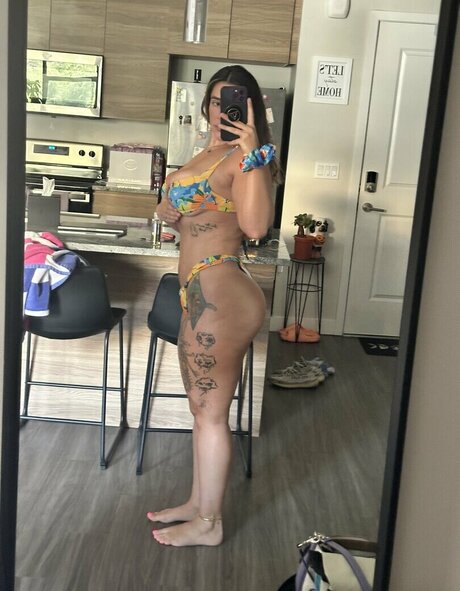 Nikoleashleyy modèle artistique galeries