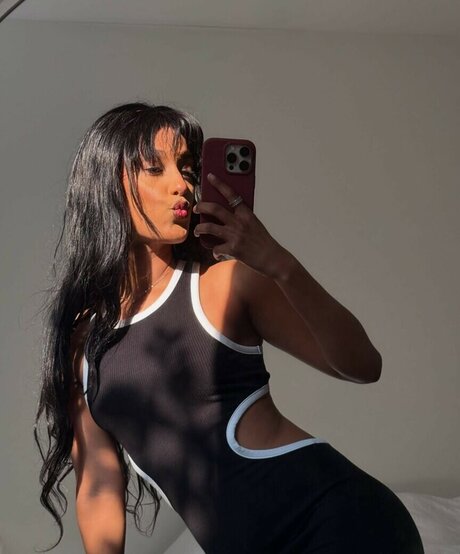 Honnete Bas star du porno en haute qualité des photos