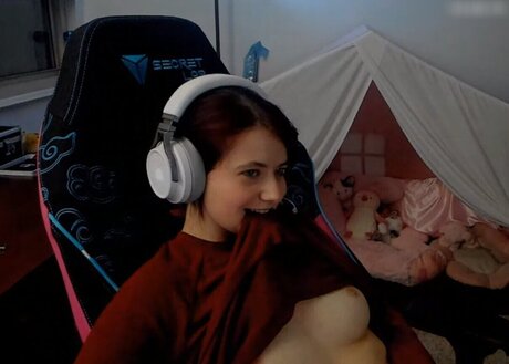 FearDaKitten actrice chaude galerie