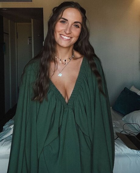 Kim F ngeling actrice hd img