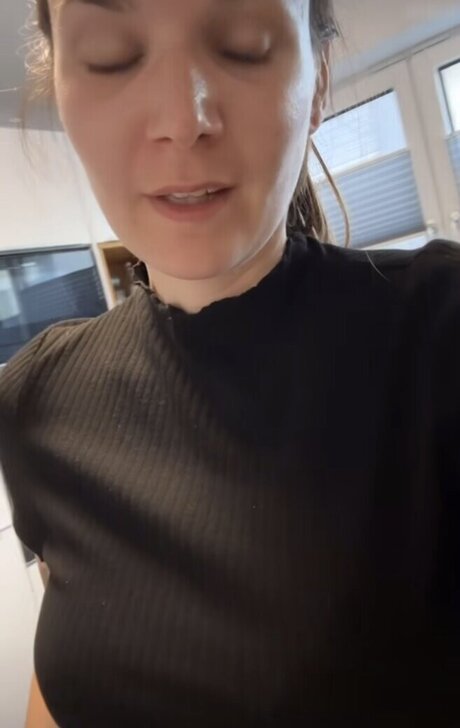 Jovlekaline star érotique galeries