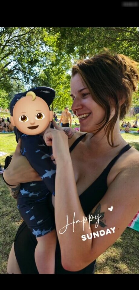 Jovlekaline star du porno nue photos