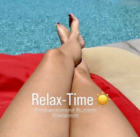 Jessi Faust modèle nu collection