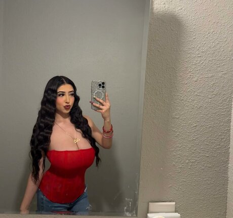 ashleyarambulaa top star images