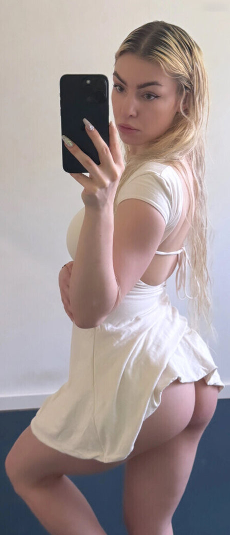 Nadine Kierspel actrice de nus photo