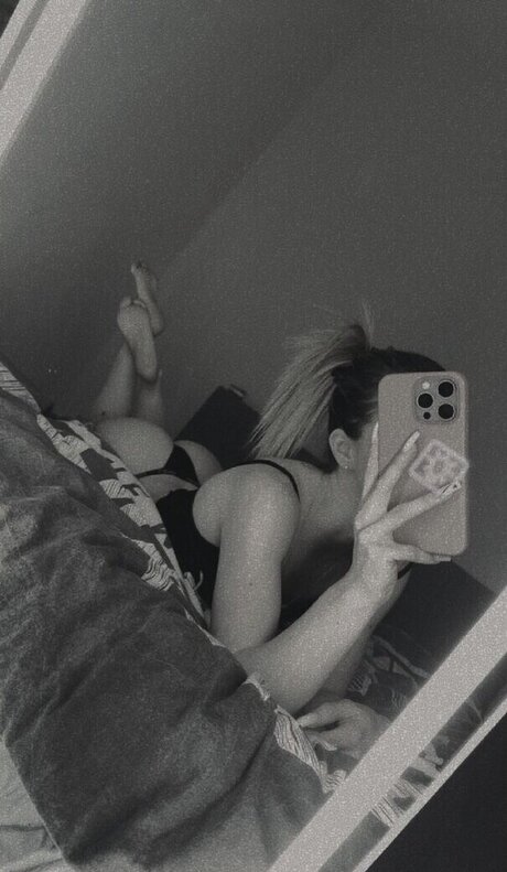 Mausistern nus star du porno photo