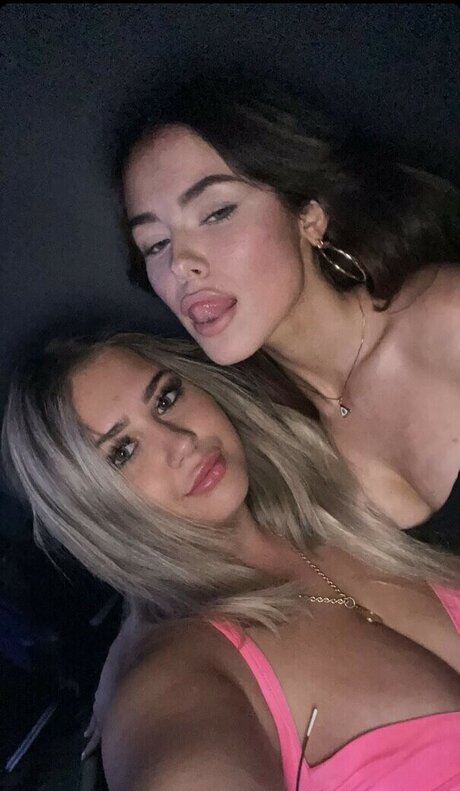 Clarissa Bea star du porno chaude photos