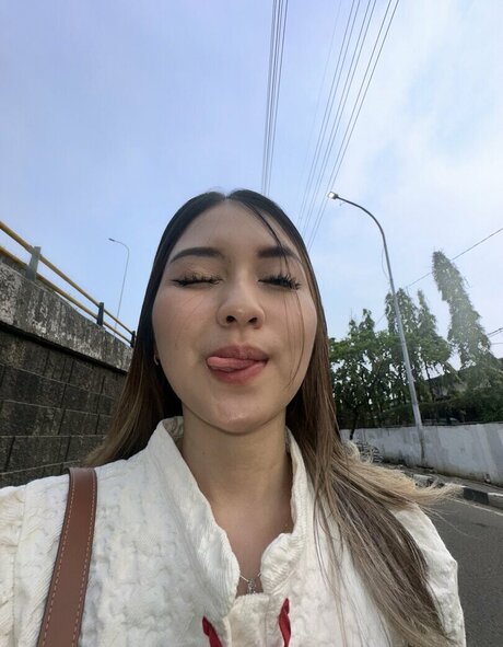 Swansage nus star du porno images