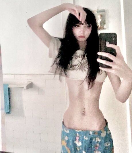 Sashad0ll modèle exclusif photo