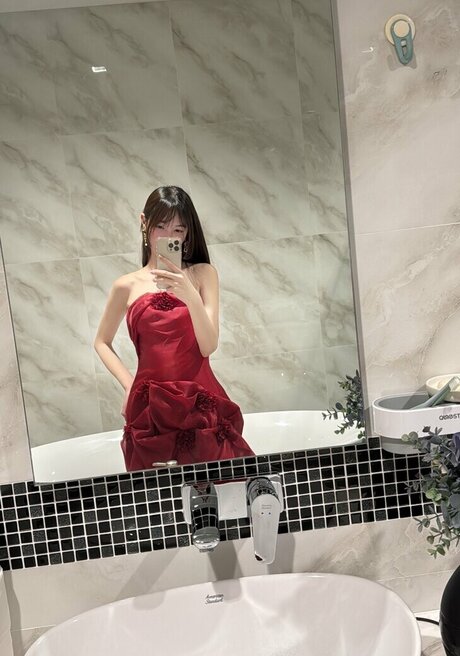 influenceur des médias sociaux onlyfans nue xxx des photos