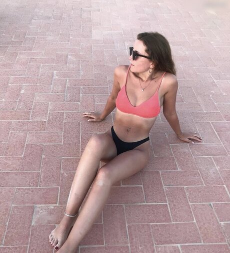 joysemmi étoile chaude photos