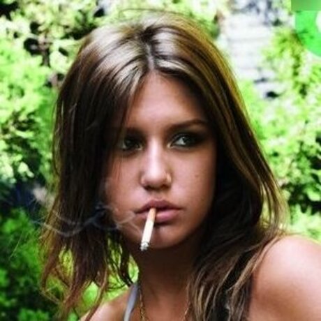 Ad le Exarchopoulos haut de star du porno galerie