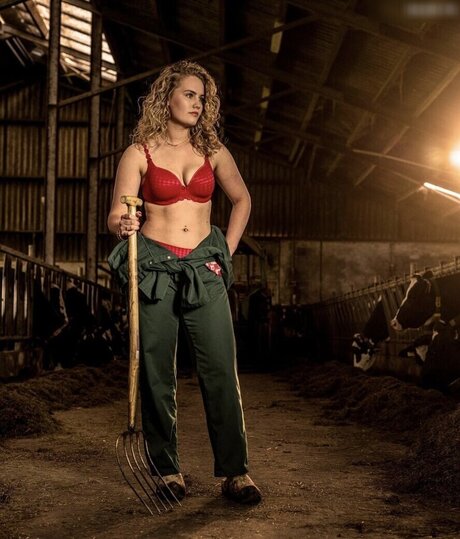 Roosjexb art de star du porno des photos