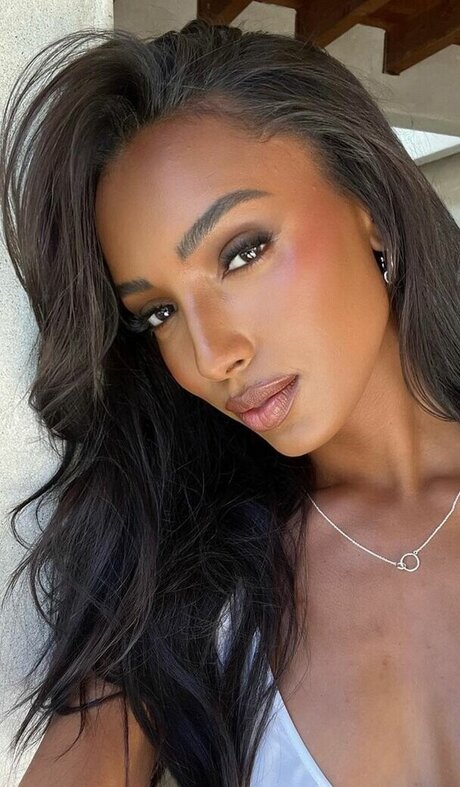 Jasmine Tookes étoile parfaite images