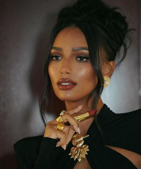 Jasmine Tookes étoile de l'art photos