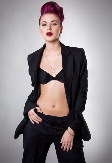 Anastasia Ashera actrice porno photos