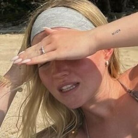 professeur débène onlyfans belle sexy archive