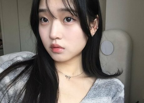 Saranghoe haut modèle galerie