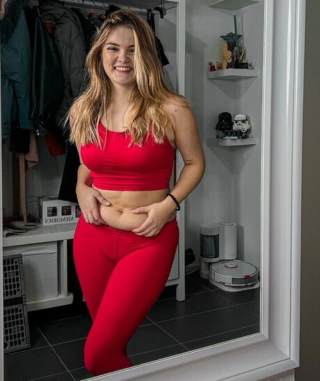 Mondwika star du porno gratuit images