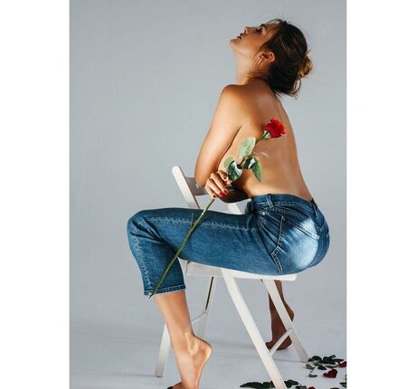 aisselles poilues onlyfans parfait sympa des photos