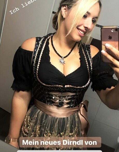 Alinas Landleben étoile adulte photo