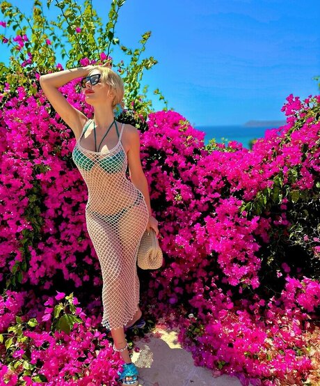 Hande Sar o lu jolie étoile galerie