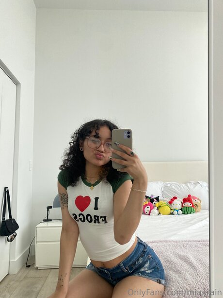 miaxrain actrice érotique collection