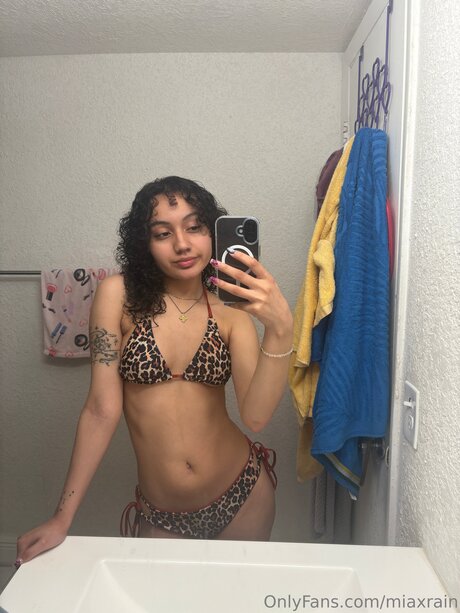 miaxrain actrice sexy collection