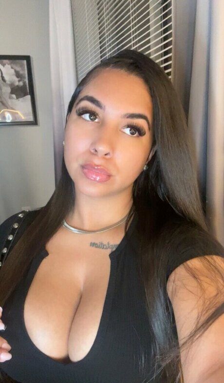 MsBeatDaEgg modèle adulte galerie