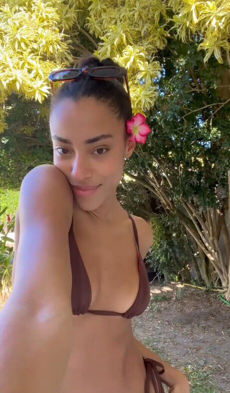 Yara Charry star du sexe archive