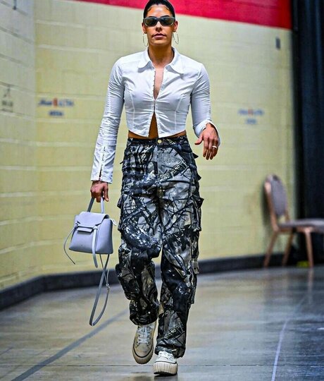 Kelsey Plum WNBA Star modèle hd photos