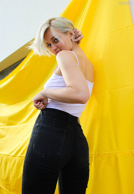 nonne onlyfans assez pornographique image