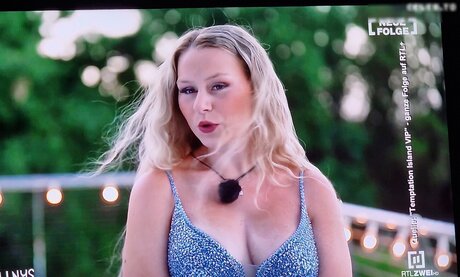 professeur nu onlyfans chaud et sexy photos