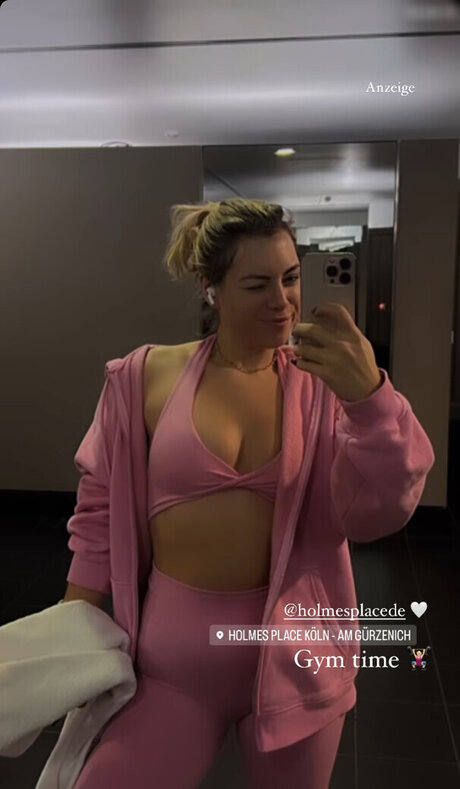 Chany Dakota modèle joli archive