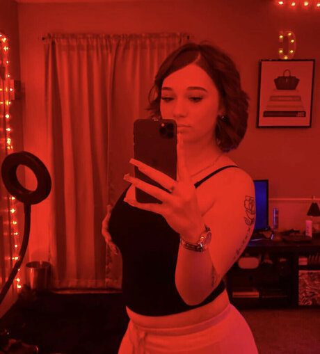 Caiidenn étoile chaude galeries