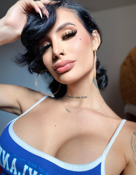 Mistress Sophia Neira étoile sympa photo