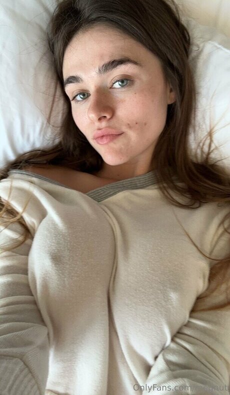 Megnut modèle hd galeries