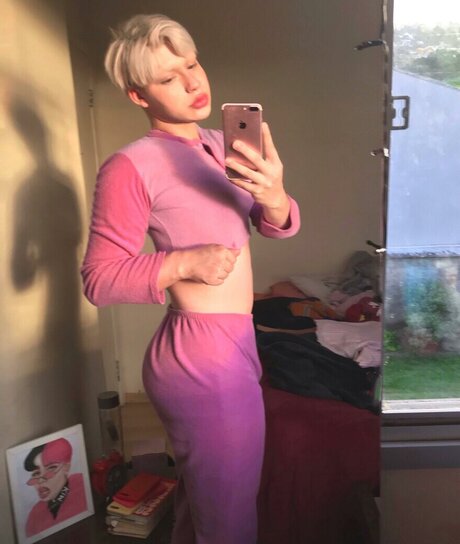 Fabi Panaro actrice libre des photos