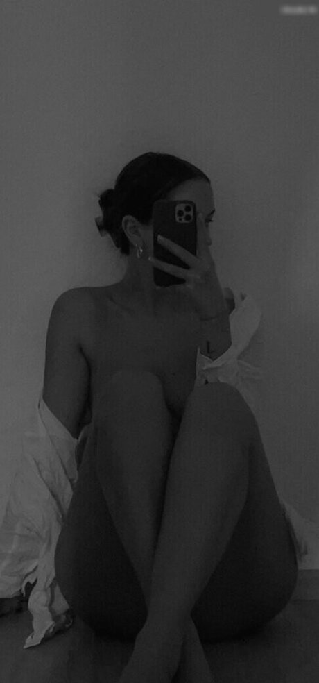 petits seins potelés onlyfans xxx meilleur collection