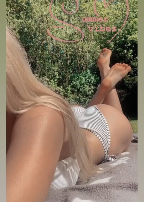 Caal me annaa art modèle galerie